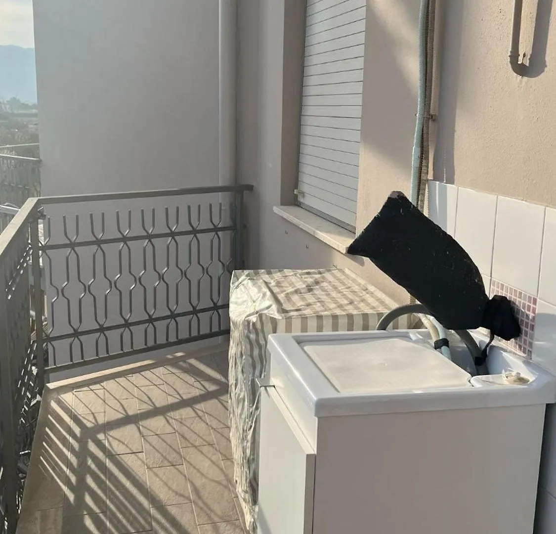 La Casa Di Rosy Apartment Follonica